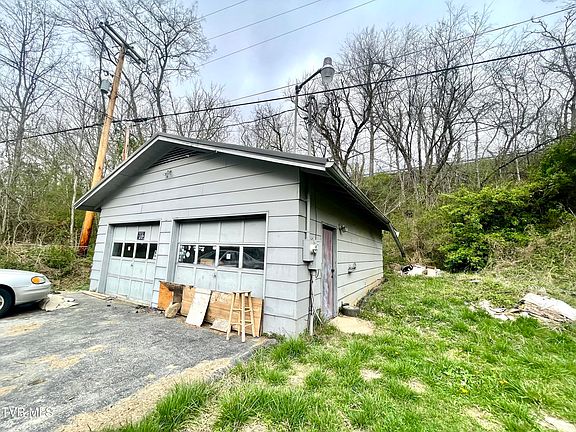 4th image of 6060 Daniel Boone Rd