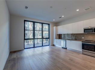 800 Embassy Dr APT 117, Austin, TX 78702