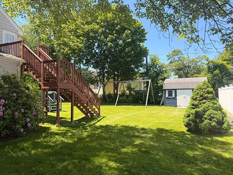58 Farrar Ave — Photo 52