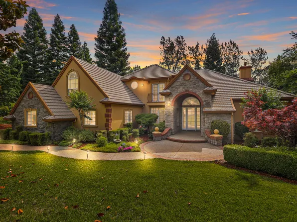 13345 Tierra Heights Rd, Redding, CA 96003