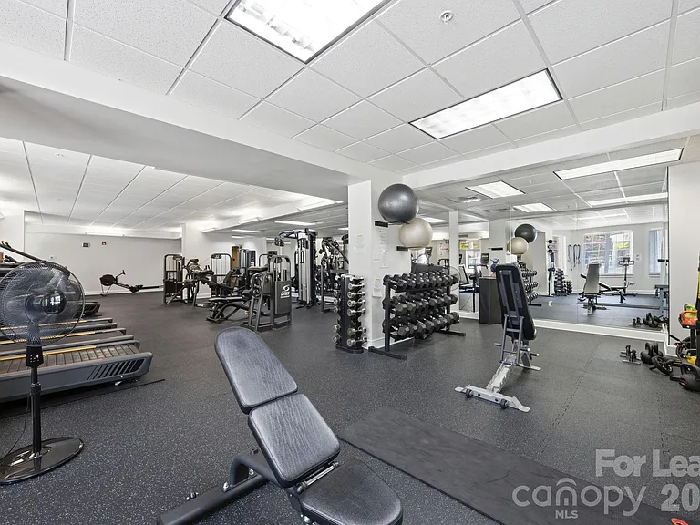300 W 5th St #105 — Photo 35