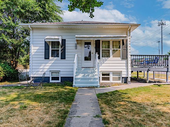 2nd image of 500 W Avenue C