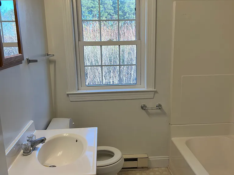 4225 Baildon Rd — Photo 12