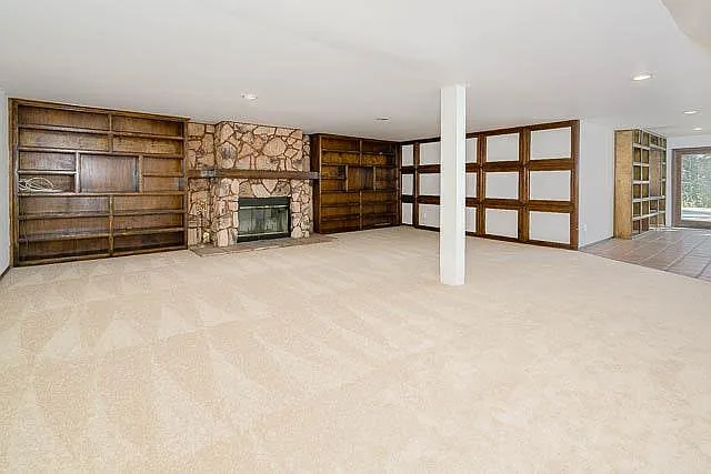 3488 Barhite St — Photo 41