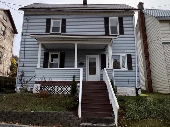 906 Lemon St, Johnstown, PA 15902