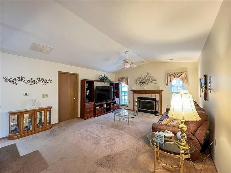 104 Brookstone Ct, Butler, PA 16001 Zillow