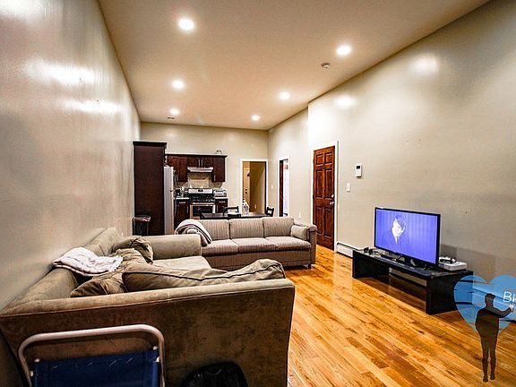 3rd image of 1136 Bushwick Ave APT 1B