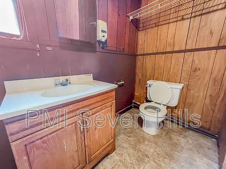 401 Alpha Ave — Photo 12
