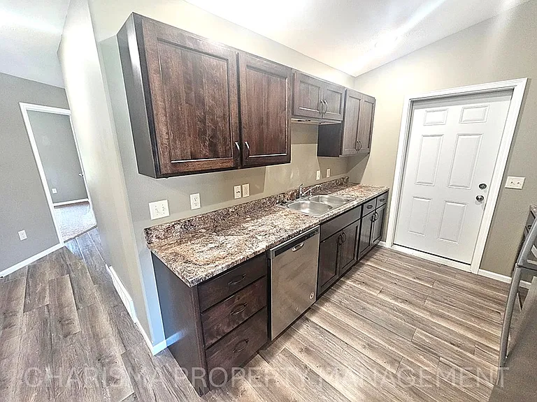 KIP Properties — Photo 20