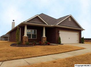 7606 Addison Dr, Huntsville, AL 35806