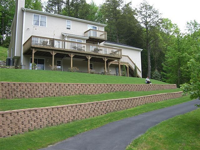 2nd image of 16 Old Lantern Rd