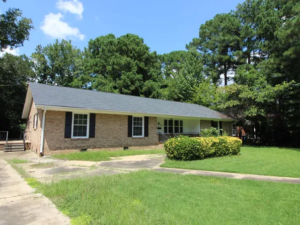103 Caswell St, Dunn, NC 28334