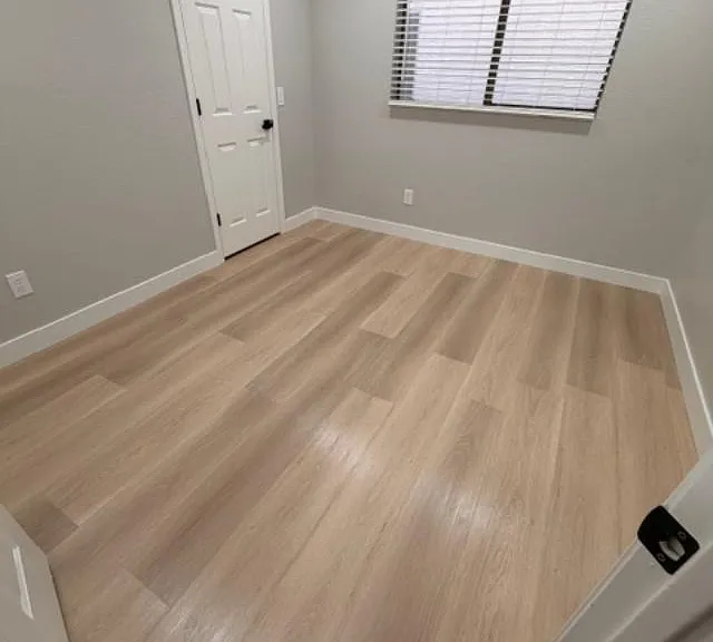 7500 E Deer Valley Rd #15 — Photo 32