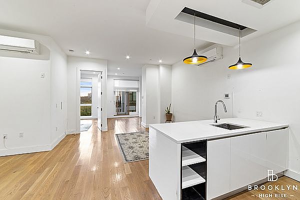 1st image of 530 Midwood St APT 3D