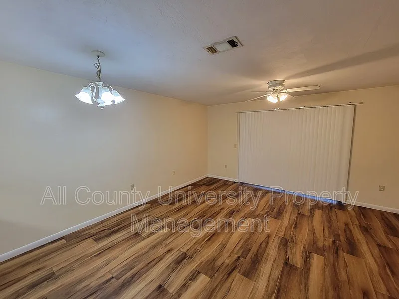 2 bed, 2.5 bath, 1088 sqft, $1,350 — Photo 3