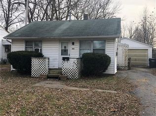 1845 W Waggoner St, Decatur, IL 62526