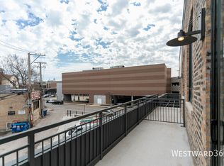 1470 W Webster Ave #206, Chicago, IL 60614