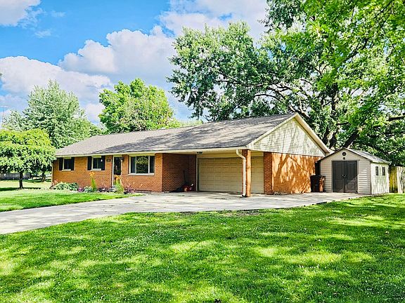 2nd image of 120 Windmere Dr