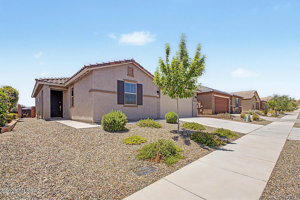 Building Photo - 2177 W Desert Topaz Way