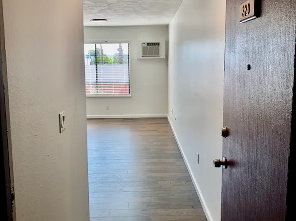 6780 Friars Rd Unit 320, San Diego, CA 92108