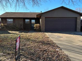 114 N Saddle Rd, Enid, OK 73703