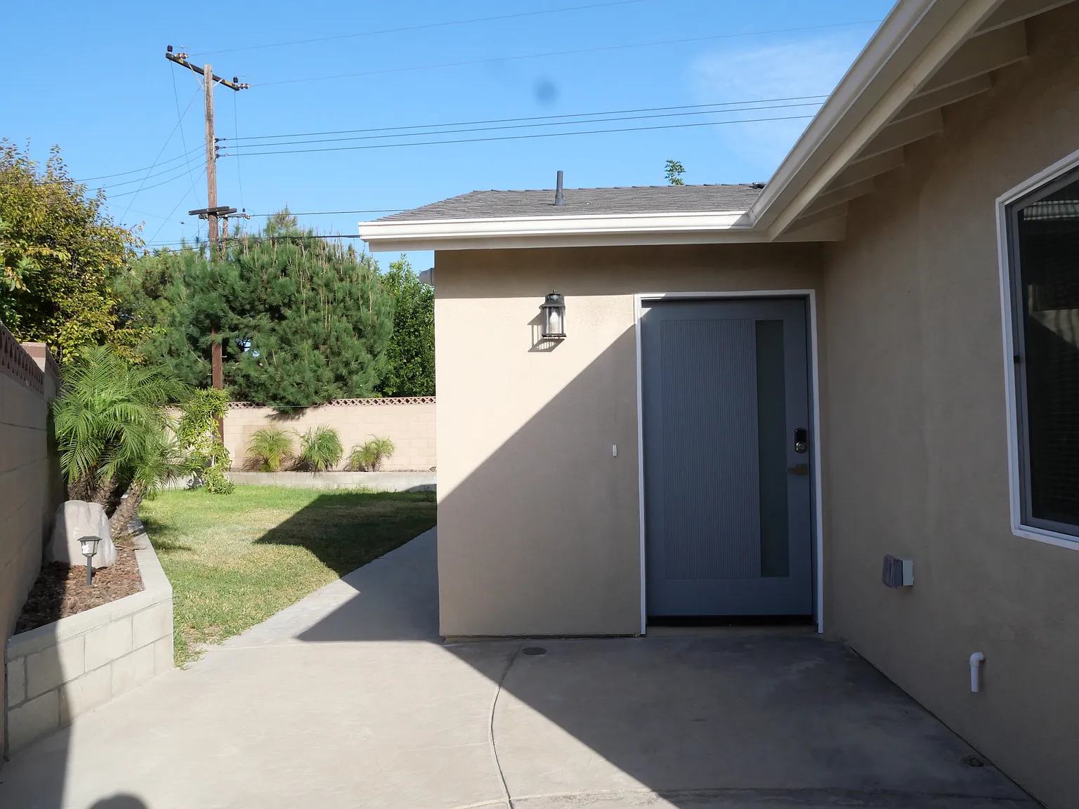 2 bed, $2,600 — Photo 1