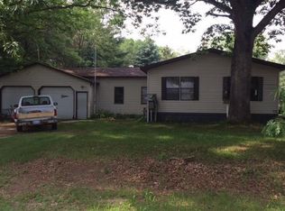 389 S Walhalla Rd, Fountain, MI 49410