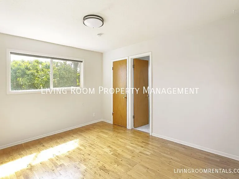5030 NE 41st Ave — Photo 10