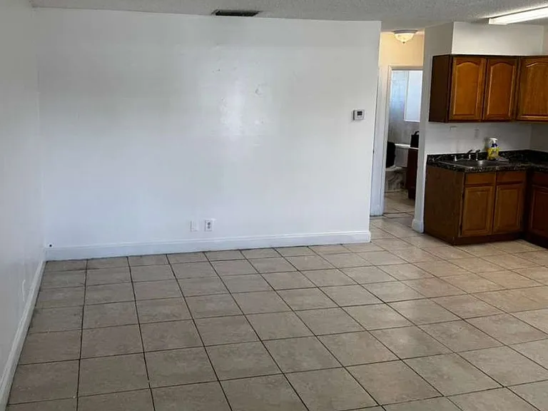 978 SW 10th Dr — Photo 69