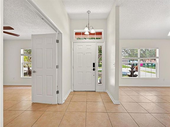 4th image of 537 HATCHWOOD DRIVE