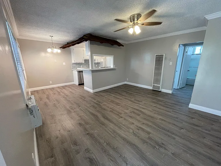 605 N Stoneman Ave — Photo 7