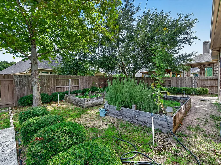 17103 Mulben Ct — Photo 38
