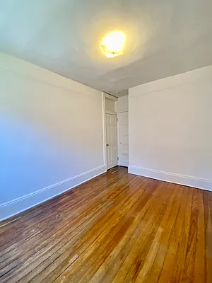 Rented by CMV Realty Inc. | media 2