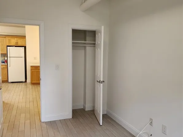 30-47 Hobart Street image 9 of 12