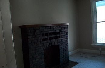 5th image of 422 Brooklyn Ave
