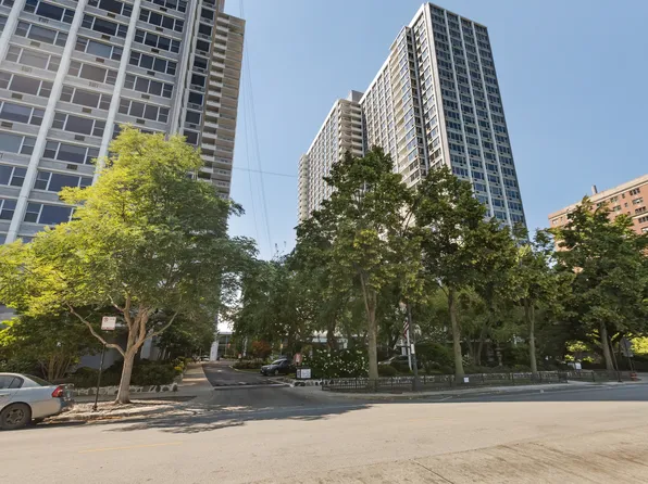 4250 N Marine Dr APT 911, Chicago, IL 60613