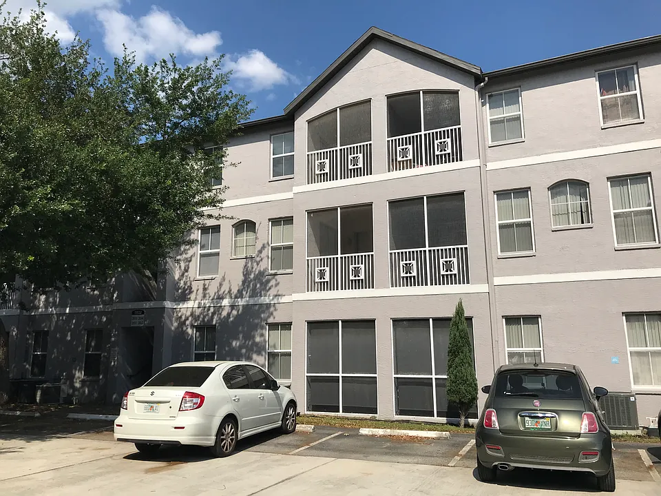5022 Sunridge Palms Dr #204