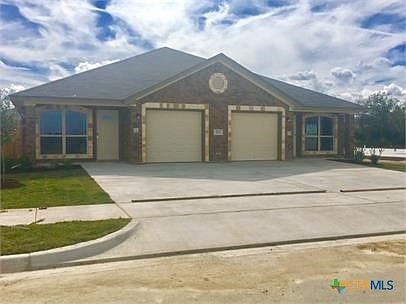 1st image of 505 Sladecek Dr