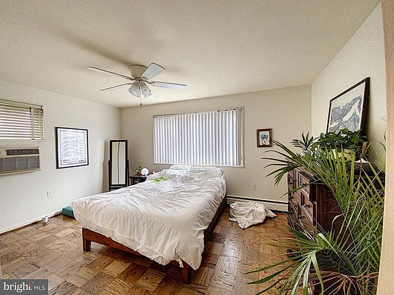 5th image of 1601 19th St N APT 104
