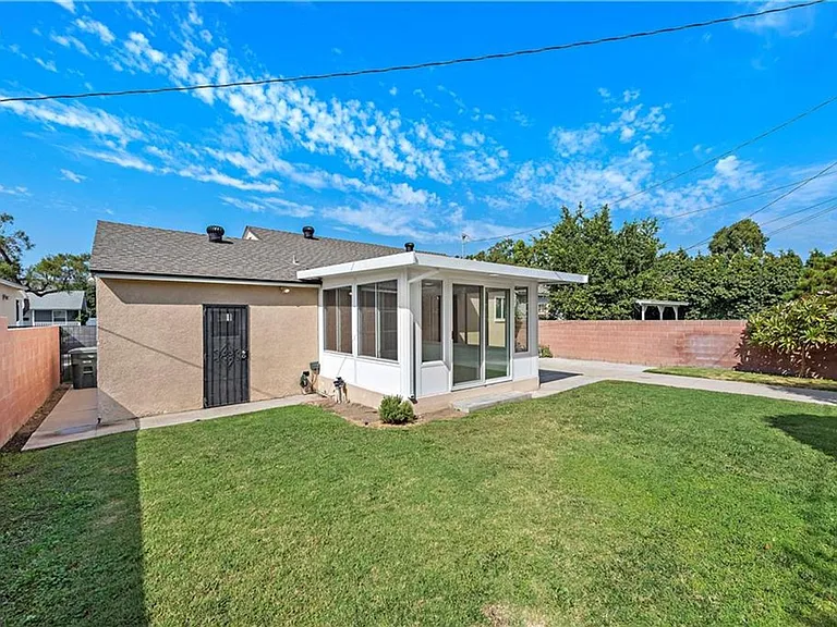 5722 Faculty Ave — Photo 23