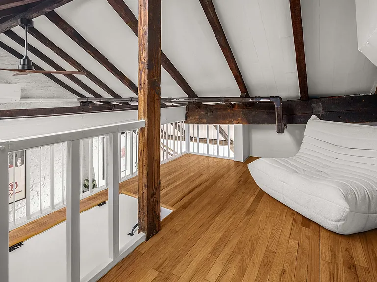 131 Macdougal St #1 — Photo 10