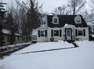 110 Watson Rd, North Syracuse, NY 13212