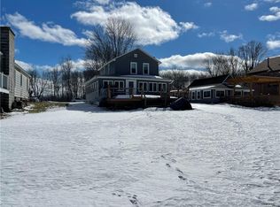 471 N Shore Dr, Bridgeport, NY 13030