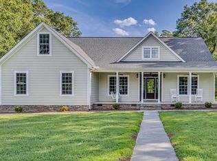 240 S Main St, Due West, SC 29639