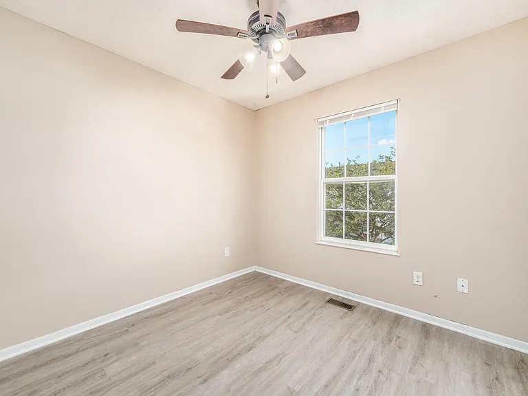 2nd Bed room in 2nd floor
