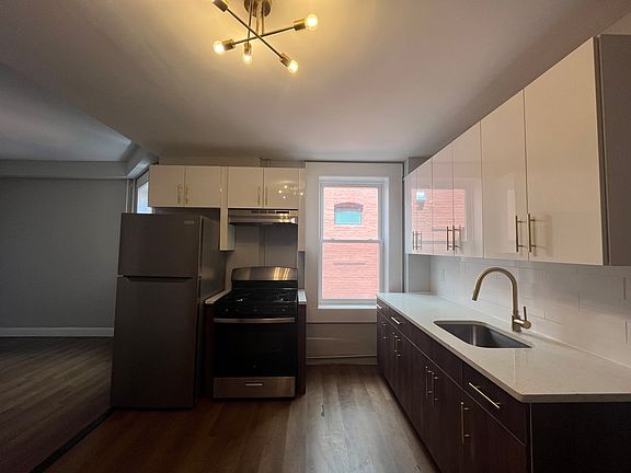 2nd image of 934 Pavonia Ave APT 2