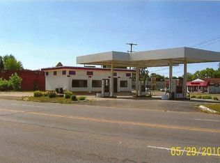 1413 Flushing Rd, Flushing, MI 48433