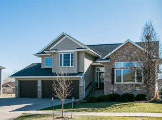 4421 Tempe Pl, Iowa City, IA 52246