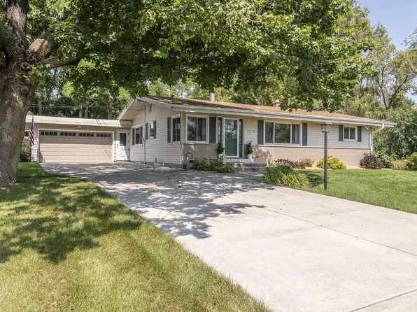14130 Lilly Heights DRIVE, Brookfield, WI 53005