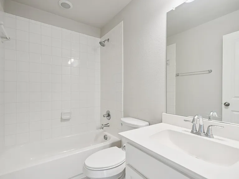 16400 Olmstead Park Blvd — Photo 37
